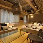 Nebou Hotel